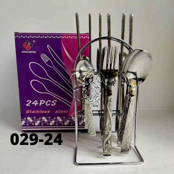 029-24 JUEGO DE CUBIERTOS